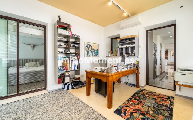 Wiederverkauf - Wohnung - Marbella - Nueva Andalucía