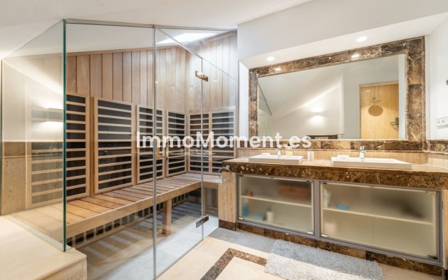 Wiederverkauf - Wohnung - Marbella - Nueva Andalucía