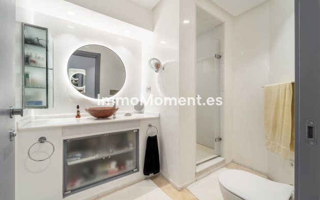 Wiederverkauf - Wohnung - Marbella - Nueva Andalucía