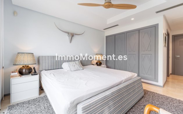 Wiederverkauf - Wohnung - Marbella - Nueva Andalucía