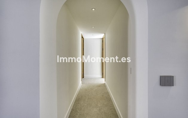 Wiederverkauf - Freistehende Villa - Marbella - El Rosario