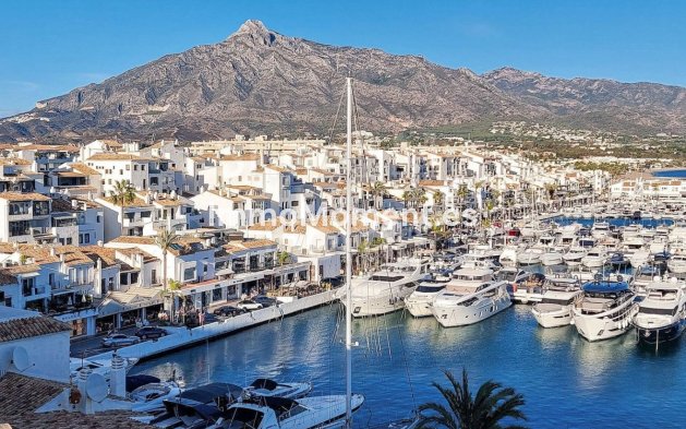 Bestaande woning - Appartement - Puerto Banús