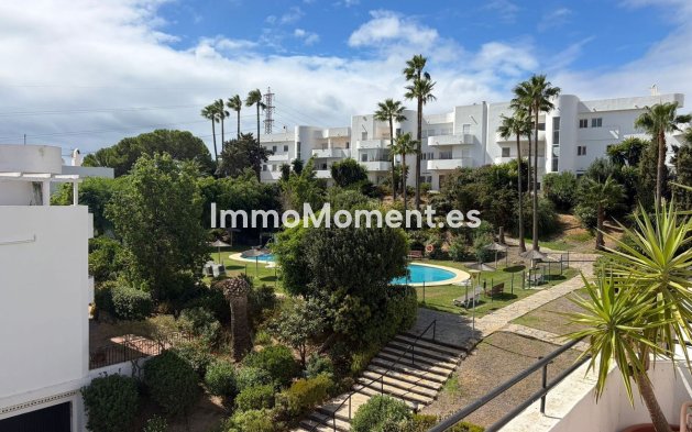 Wiederverkauf - Wohnung - Estepona  - Estepona Centro