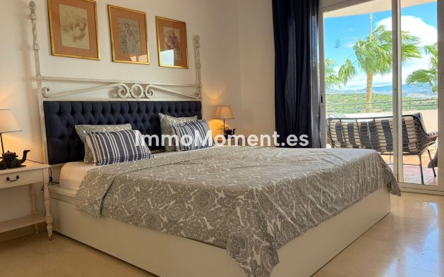 Wiederverkauf - Wohnung - Estepona  - Estepona Centro