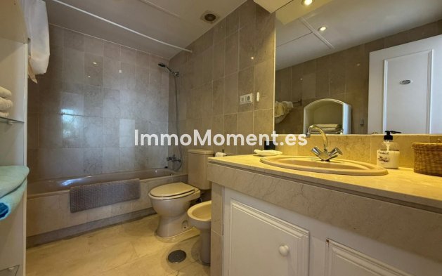 Wiederverkauf - Wohnung - Estepona  - Estepona Centro