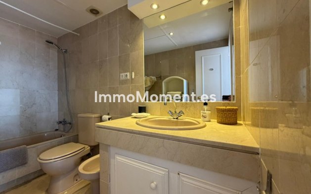 Wiederverkauf - Wohnung - Estepona  - Estepona Centro
