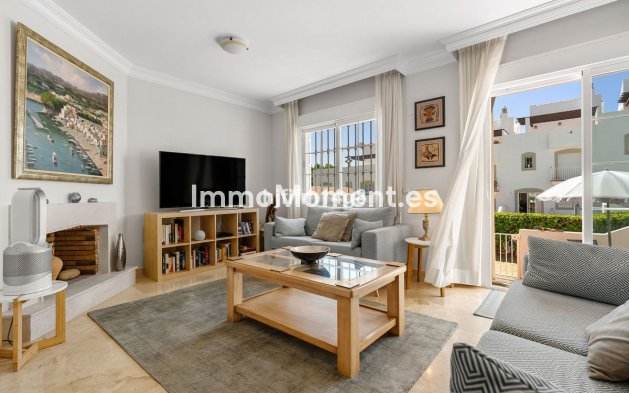 Resale - Townhouse - Marbella - Nueva Andalucía