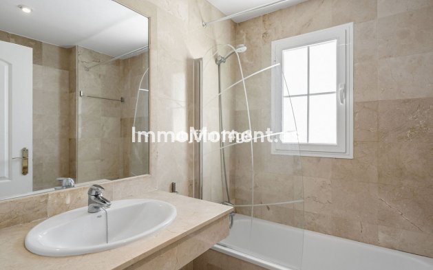 Resale - Townhouse - Marbella - Nueva Andalucía