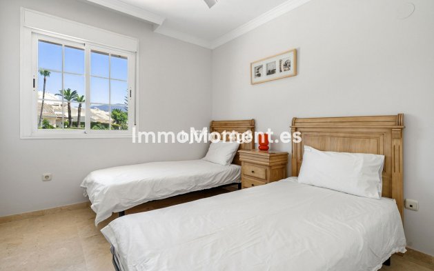 Resale - Townhouse - Marbella - Nueva Andalucía
