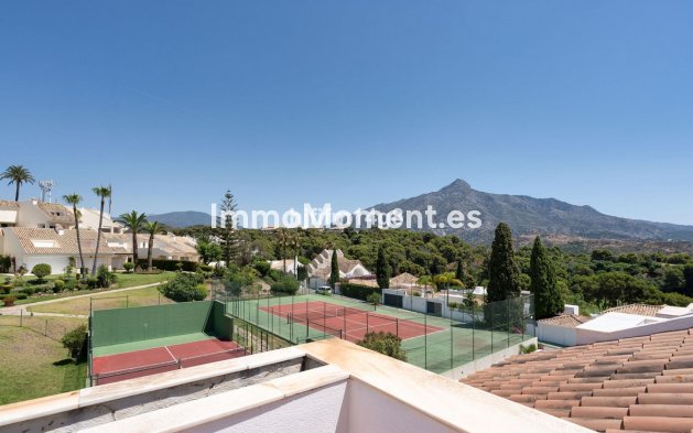 Resale - Townhouse - Marbella - Nueva Andalucía