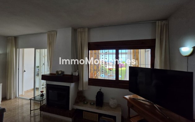 Wiederverkauf - Freistehende Villa - Estepona  - Estepona Centro