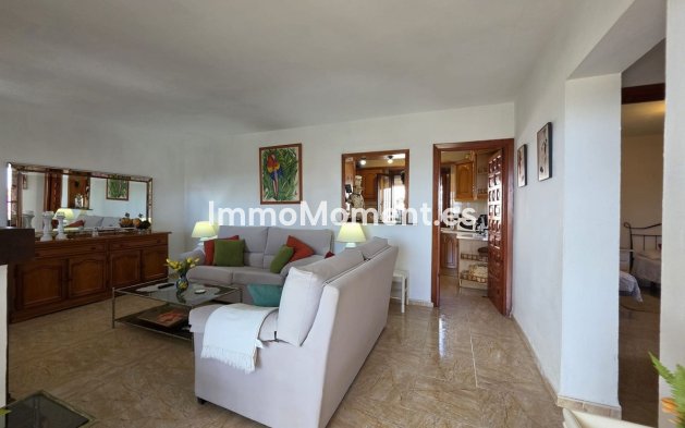 Wiederverkauf - Freistehende Villa - Estepona  - Estepona Centro