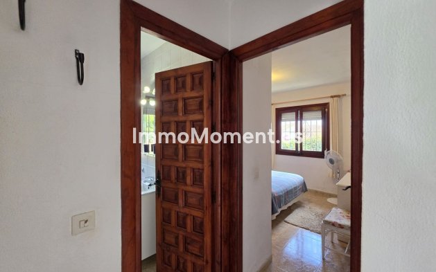 Wiederverkauf - Freistehende Villa - Estepona  - Estepona Centro
