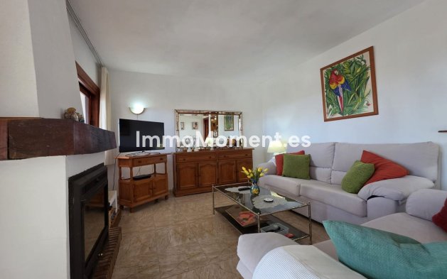 Wiederverkauf - Freistehende Villa - Estepona  - Estepona Centro