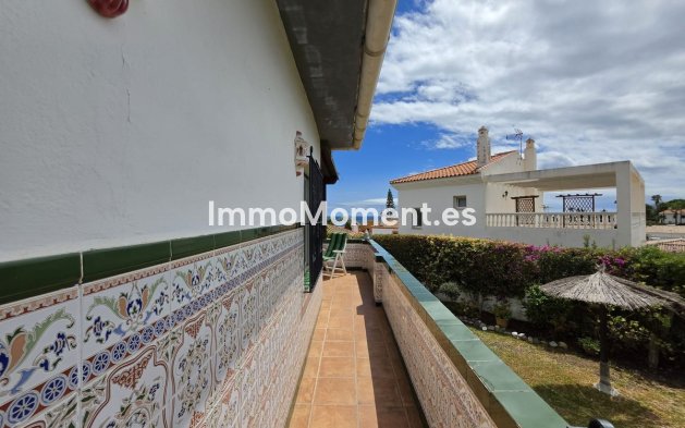 Wiederverkauf - Freistehende Villa - Estepona  - Estepona Centro