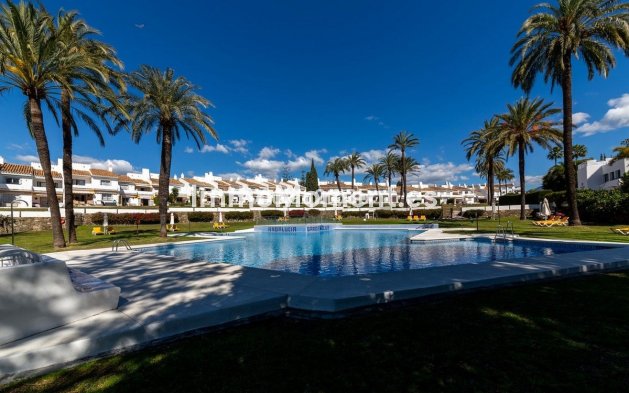 Wiederverkauf - Wohnung - Marbella - Nueva Andalucía