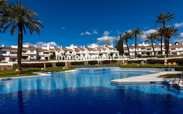 Wiederverkauf - Wohnung - Marbella - Nueva Andalucía