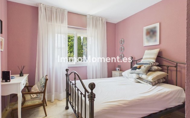 Wiederverkauf - Reihenhaus - Estepona  - Selwo
