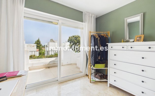 Wiederverkauf - Reihenhaus - Estepona  - Selwo