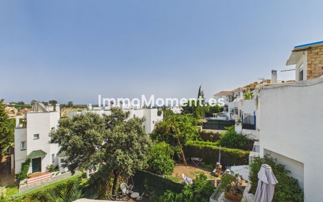 Wiederverkauf - Reihenhaus - Estepona  - Selwo