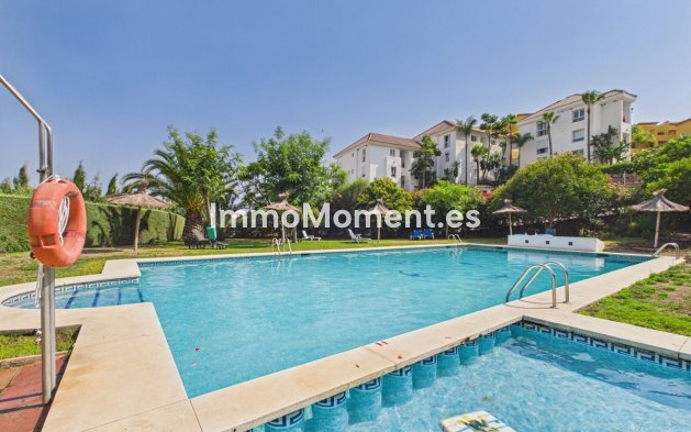Wiederverkauf - Reihenhaus - Estepona  - Selwo