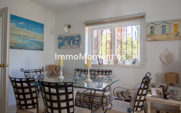 Wiederverkauf - Freistehende Villa - Estepona  - Estepona Centro