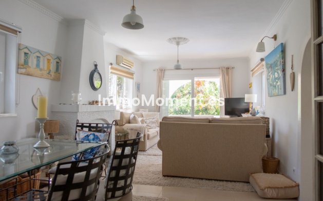 Wiederverkauf - Freistehende Villa - Estepona  - Estepona Centro