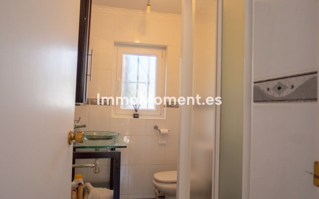 Wiederverkauf - Freistehende Villa - Estepona  - Estepona Centro