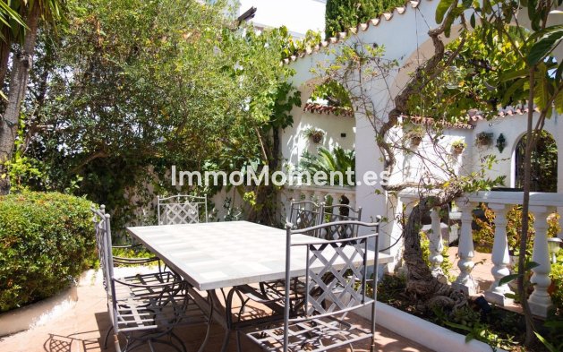 Wiederverkauf - Freistehende Villa - Estepona  - Estepona Centro