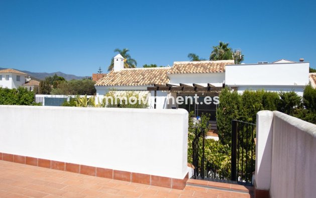 Wiederverkauf - Freistehende Villa - Estepona  - Estepona Centro