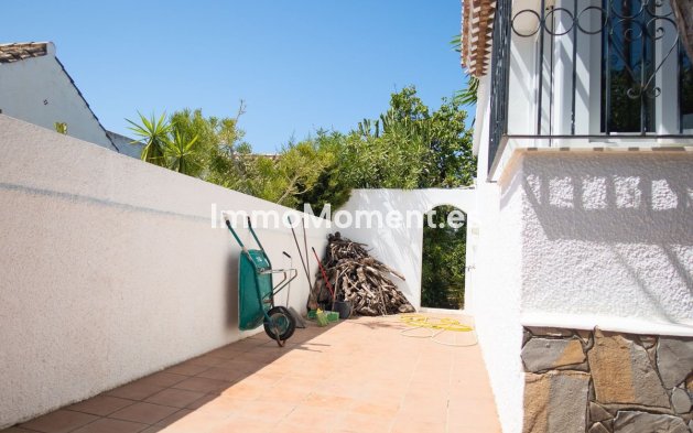 Wiederverkauf - Freistehende Villa - Estepona  - Estepona Centro