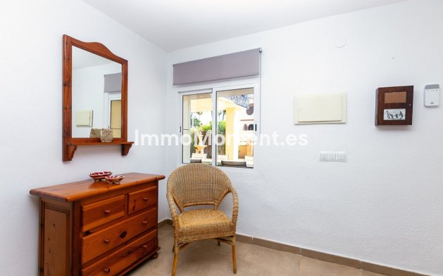 Reventa - Villa independiente - Orihuela Costa