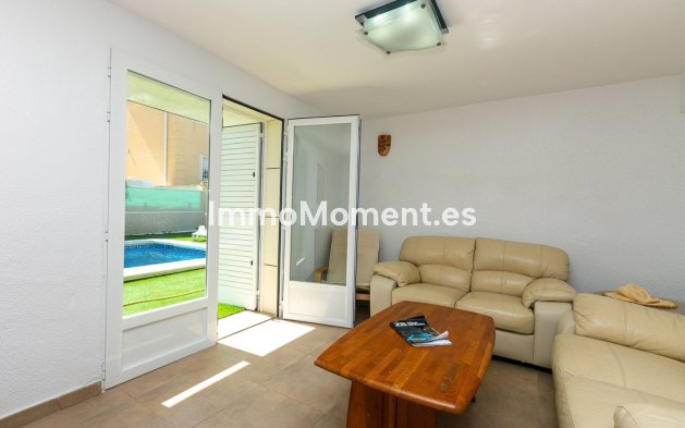 Reventa - Villa independiente - Orihuela Costa