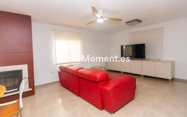 Reventa - Villa independiente - Orihuela Costa