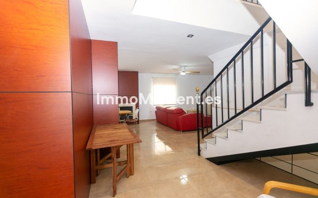 Reventa - Villa independiente - Orihuela Costa