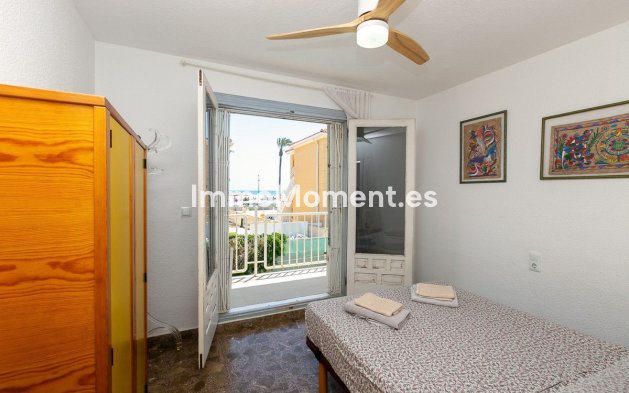Reventa - Villa independiente - Orihuela Costa