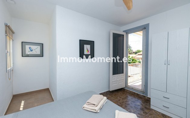 Reventa - Villa independiente - Orihuela Costa