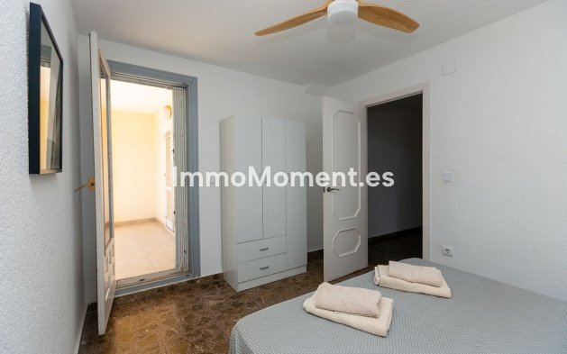 Reventa - Villa independiente - Orihuela Costa