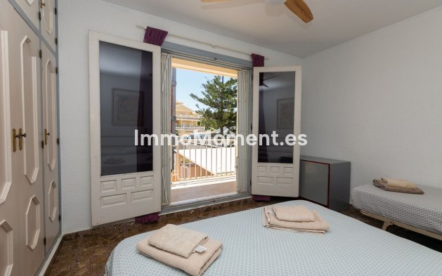 Reventa - Villa independiente - Orihuela Costa