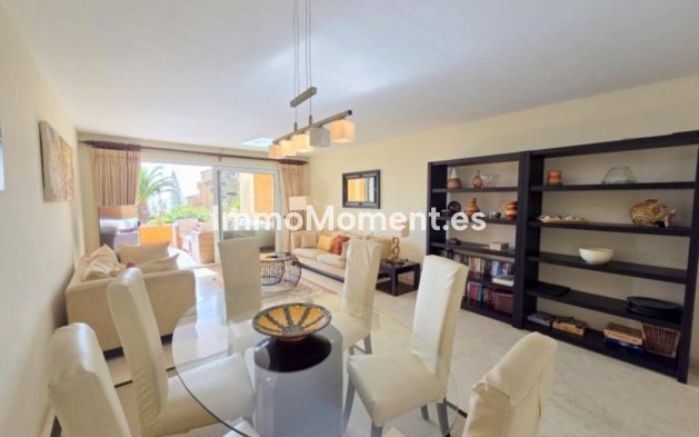 Resale - Apartment - Manilva - La Duquesa