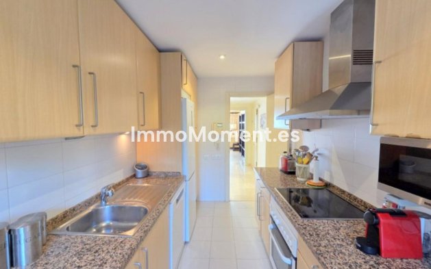 Resale - Apartment - Manilva - La Duquesa