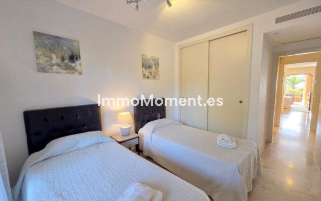 Resale - Apartment - Manilva - La Duquesa