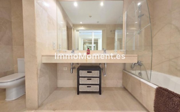 Resale - Apartment - Manilva - La Duquesa
