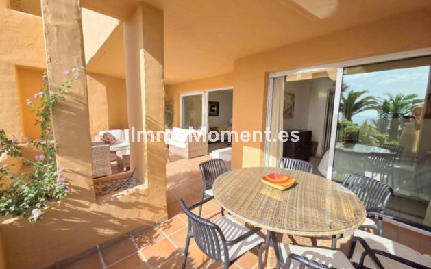 Resale - Apartment - Manilva - La Duquesa
