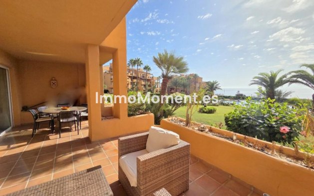 Resale - Apartment - Manilva - La Duquesa