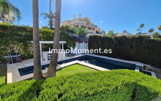 Reventa - Villa independiente - Marbella - Nueva Andalucía