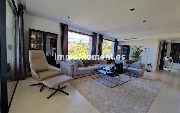 Reventa - Villa independiente - Marbella - Nueva Andalucía