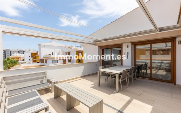 Resale - Apartment - Orihuela Costa - Punta Prima