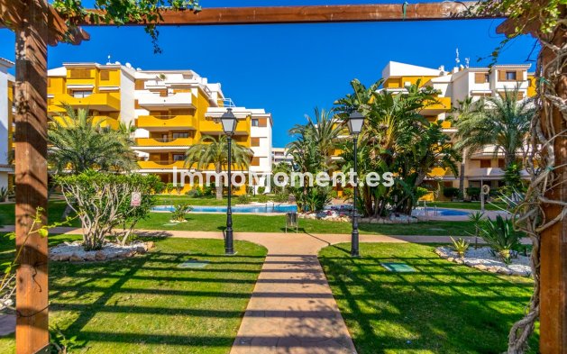 Resale - Apartment - Orihuela Costa - Punta Prima