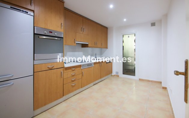 Wiederverkauf - Wohnung - Marbella - Nueva Andalucía